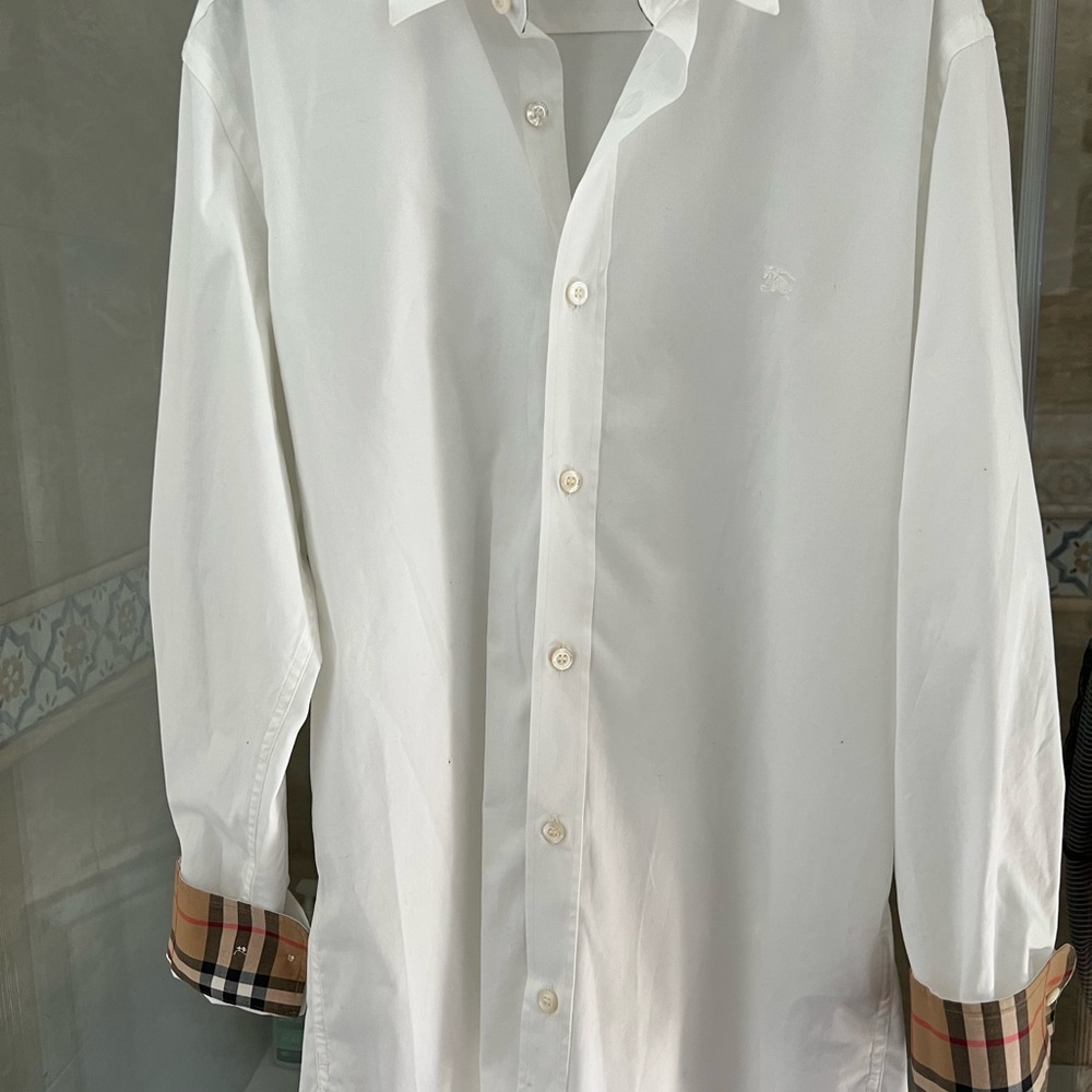 Burberry shirt unisex